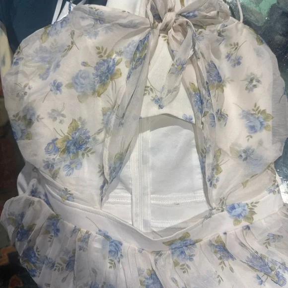 Here Comes The Sun Floral Halter Midi Dress Blue White Cutout Tie Back Sz S NWT - Picture 3 of 6